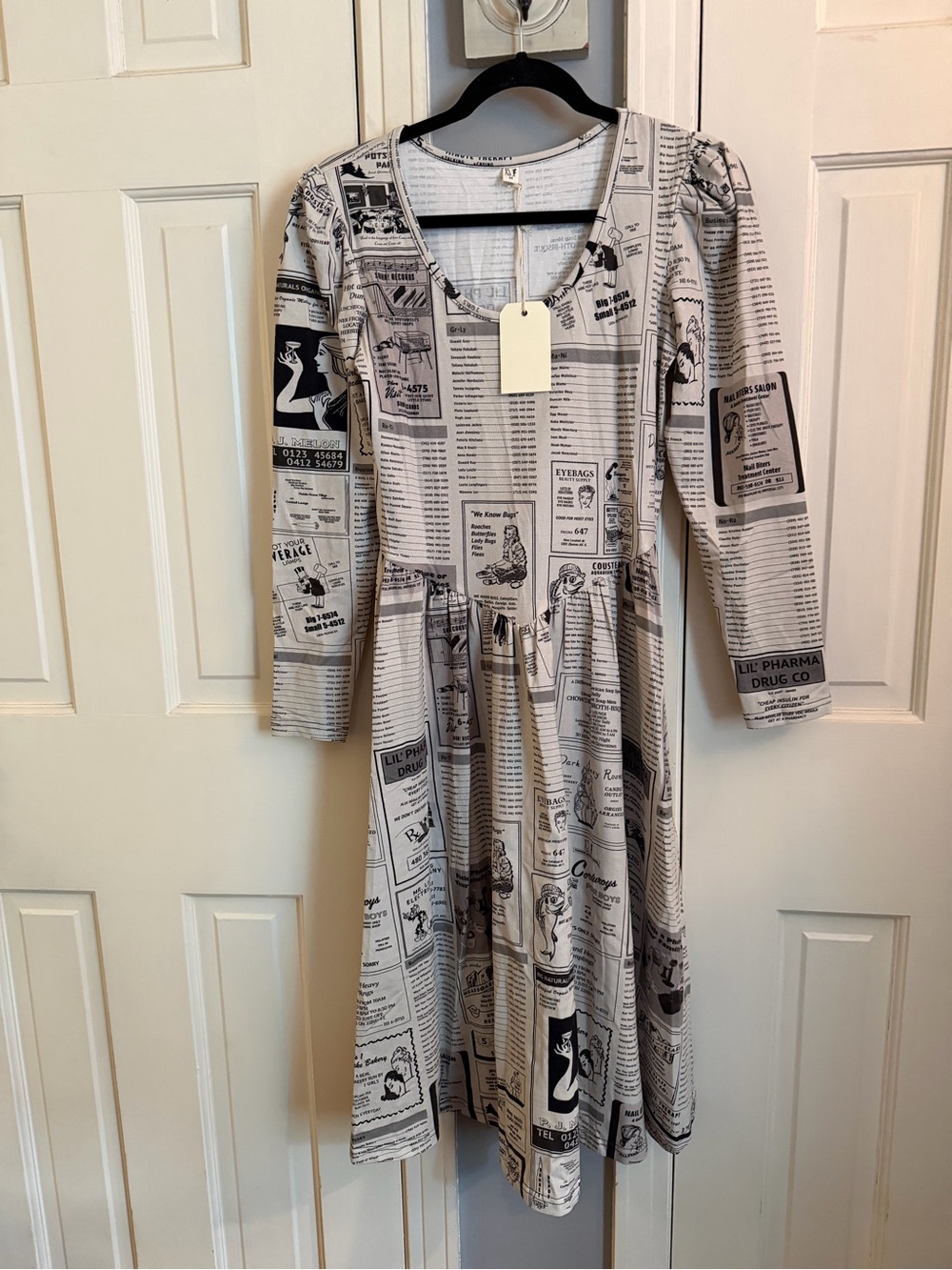 Fashion Brand Company Black & White Newspaper-Print Long Sleeve Dress